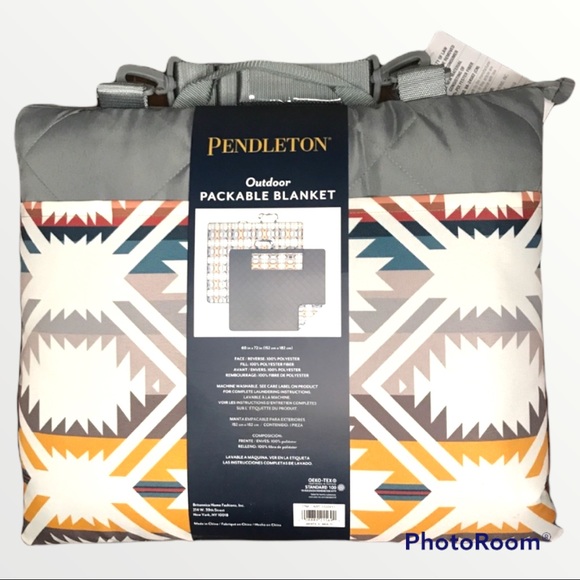 Pendleton Outdoor Packable Blanket - Picture 2 of 8